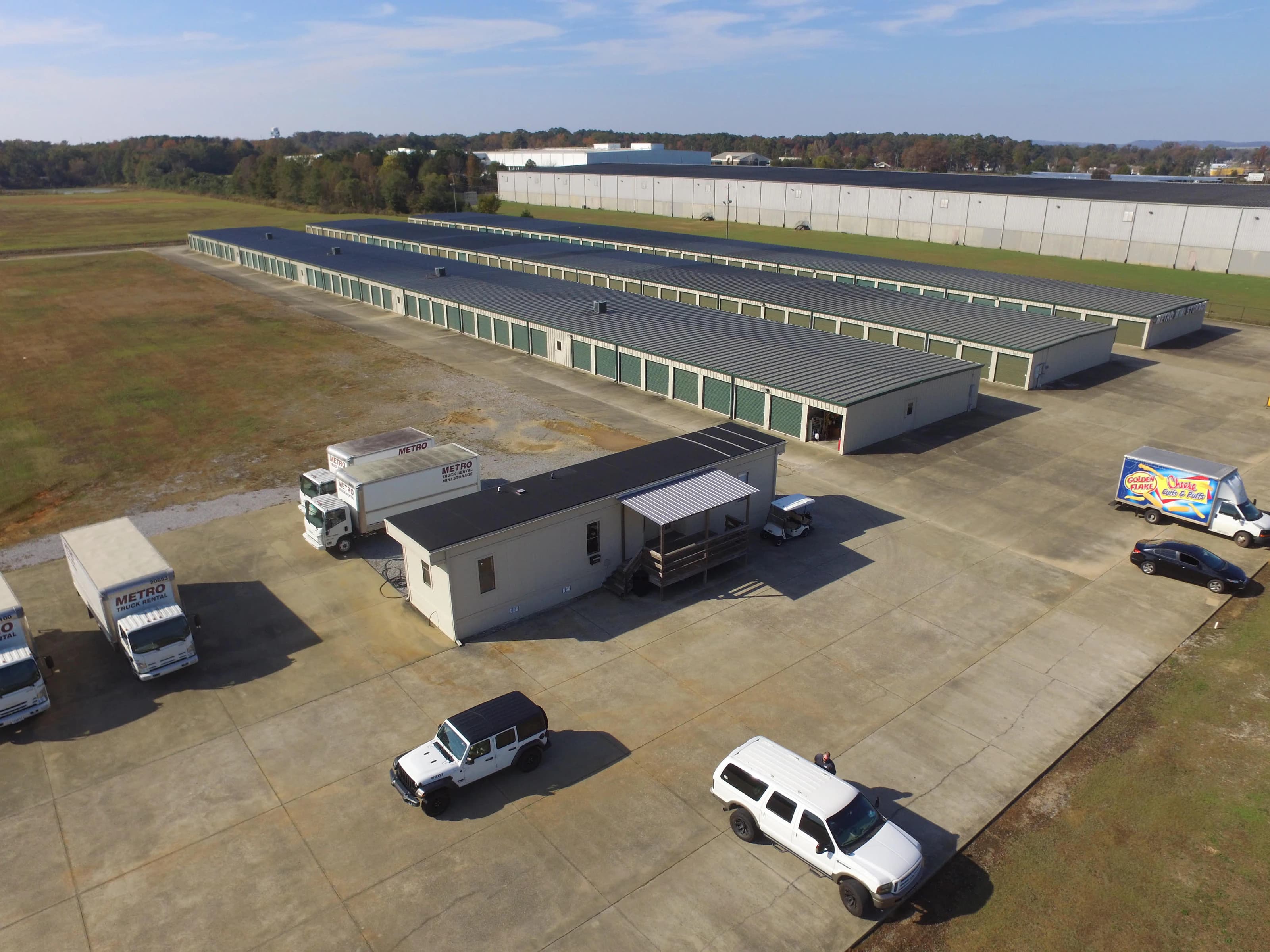 Metro Mini Storage Calera Highway 31 property
